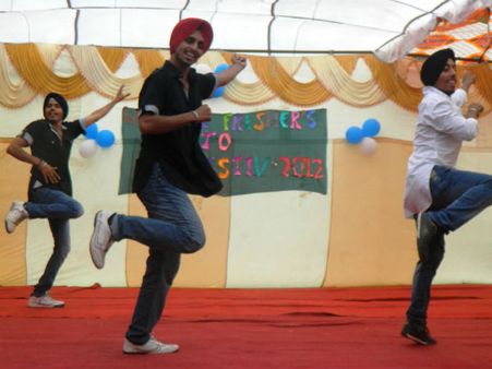 GNIT's Freshers Party For Engineering Students