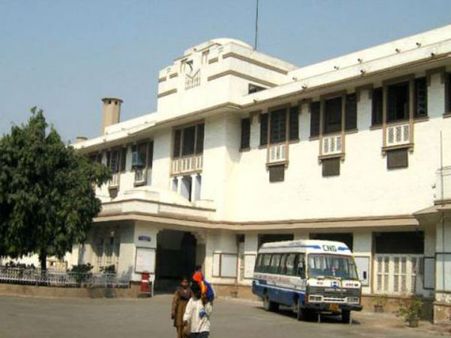 9. Lady Hardinge Medical College