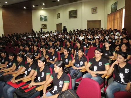 Indian IT Students Take Part In Microsoft App Fest  