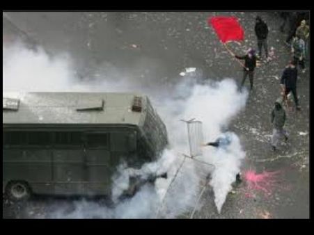  Students Protest on Demand of Free education 