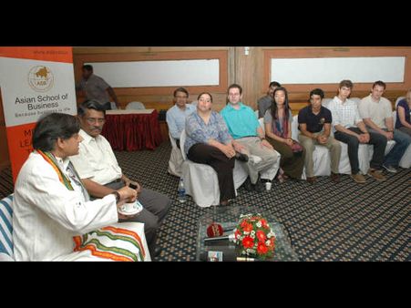 Dr Shashi Tharoor interacting with students from Kansas University at a programme hosted by Asian School of Business 