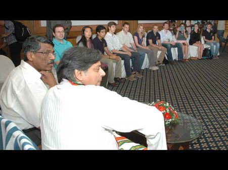 Dr Shashi Tharoor interacting with students from Kansas University at a programme hosted by Asian School of Business 