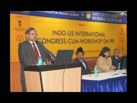 Dr. Arvind Kumar -DDG, Education, Indian Council of Agriculture Research addressing the gathering