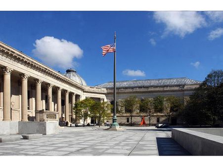 Yale University , USA