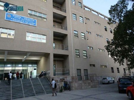 7. Faculty Of Law, University Of Delhi, New Delhi