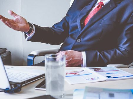 What Is The Qualification Of A Multimedia Designer