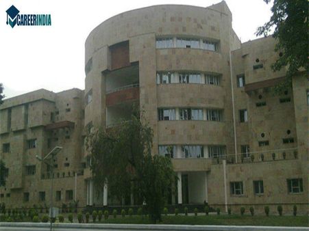 8. Motilal Nehru National Institute Of Technology, Ahmedabad