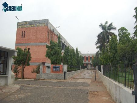 14. Atma Ram Sanatan Dharam College, New Delhi