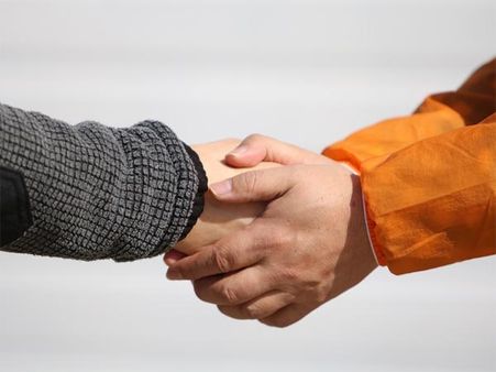 Get Help From All Possible Seniors