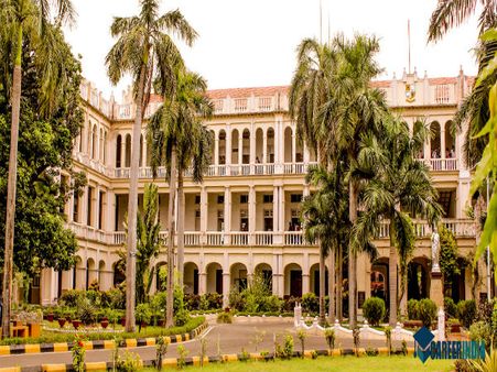 6. Loyola College (Autonomous), Chennai
