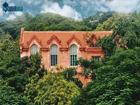 8. Government College Of Fine Arts, Chennai