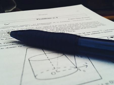 ಫಿಸಿಕ್ಸ್ (ಭೌತಶಾಸ್ತ್ರ): 