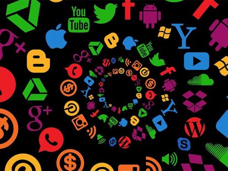 ಸೋಶಲ್ ಮೀಡಿಯಾ ಮ್ಯಾನೇಜರ್: