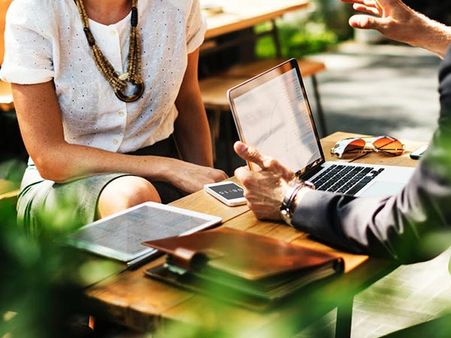 ಕಮ್ಯುನಿಕೇಶನ್ ಸ್ಕಿಲ್ ಚೆನ್ನಾಗಿರುತ್ತದೆ: