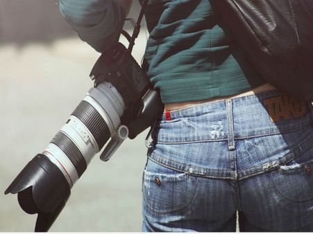 ಕ್ಯಾಂಡೀಡ್ ವೆಡ್ಡಿಂಗ್ ಫೋಟೋಗ್ರಾಫರ್