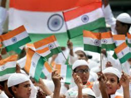 ವಿದ್ಯಾರ್ಥಿಗಳಿಗೆ ಪ್ರೇರಣೆ ಜೊತೆಗೆ ಮಾಹಿತಿ ನೀಡಿ: