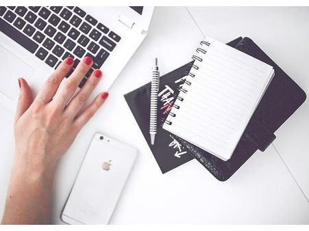  ಅಪ್ರಸ್ತುತ ಪುಸ್ತಕಗಳ ಅಧ್ಯಯನ