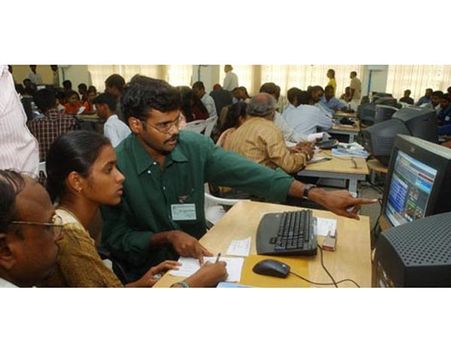 44,220 பேர் தேர்வு