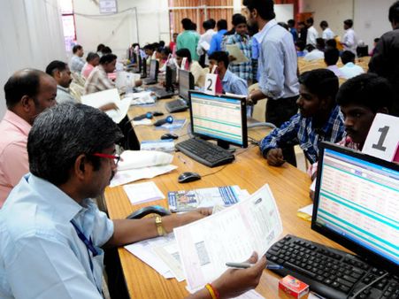 1 லட்சம் பேருக்கு சீட்