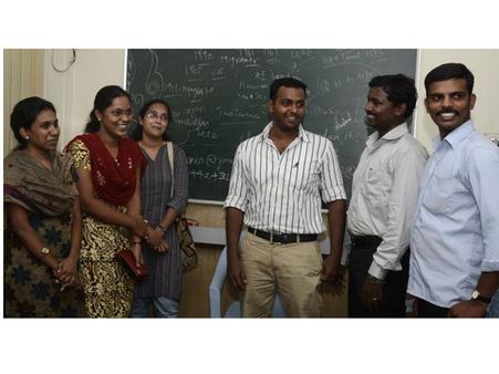 விண்ணப்பிக்கலாம்