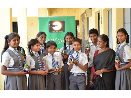 பள்ளிக்குக் கருவிகள்