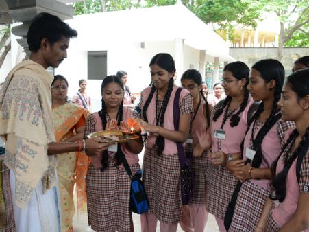 எளிய வழிமுறைகளைப் பயன்படுத்தவும் -