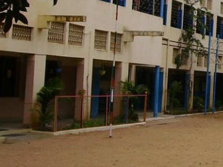 சம்மர் லீவு 