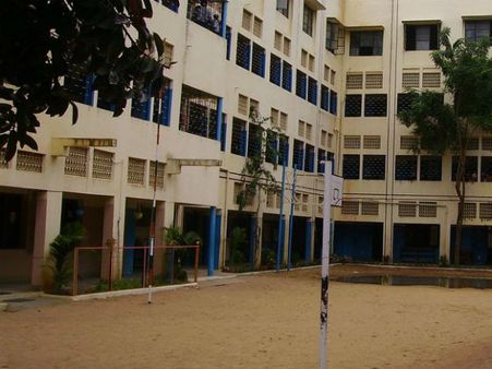 தனியார் பள்ளிகள் 