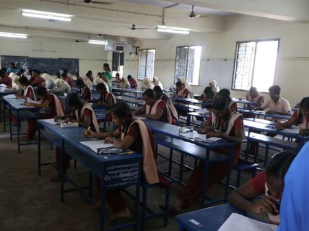 மூன்றுகட்டத் தேர்வுகள் 