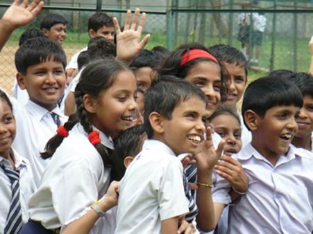 குலுக்கல் நடைபெறும் 