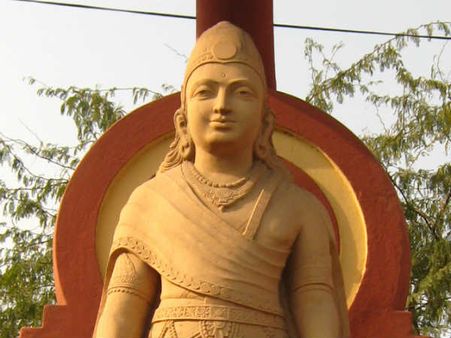 3. கிரேக்க தூதுவர் டைமாஸ்கஸ் மகதத்திற்கு யாருடைய ஆட்சி காலத்தில் வந்தார்