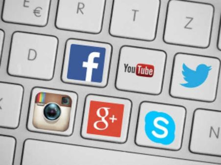 சோசியல் மீடியாவுக்கு குட்பாய் சொல்லுங்க: