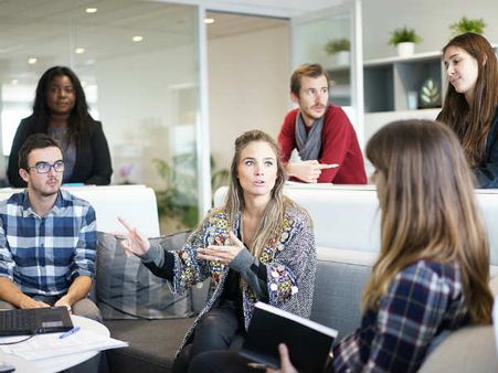 உறவுகளை உருவாக்க வேண்டும்: 