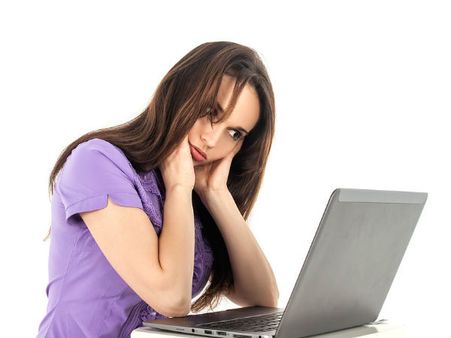 வேலைக்கு போறதுக்கே புடிக்கலையா? 