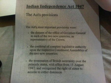 4 இந்திய சுதந்திர சட்டம்  எப்பொழுது நடைமுறைக்கு  வந்தது? 