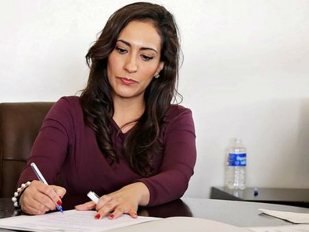 7. லீவ் இருக்கா.... எவ்வளவு நாள்?