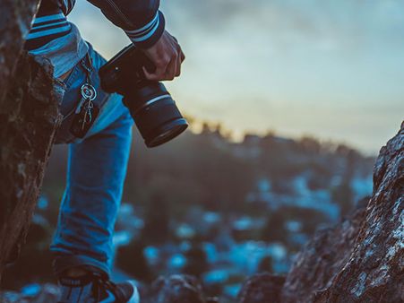 8. புகைப்பட கலைஞர்