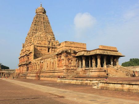 10. சோழர் கலைக்கு எடுத்துக்காட்டு?