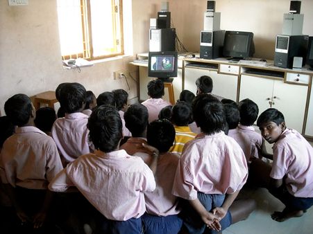 பெயர் சூட்டு விழா