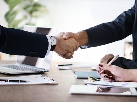 நிர்வாக குழுவை தெரிந்து கொள்ளுங்கள்: 