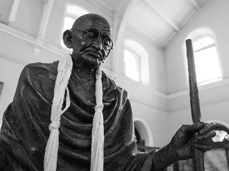 காந்தி வலியுறுத்திய கல்வி