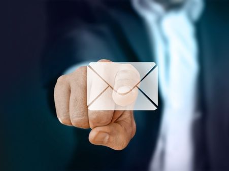 மெய்நிகர (VIRTUAL) உதவியாளர் :