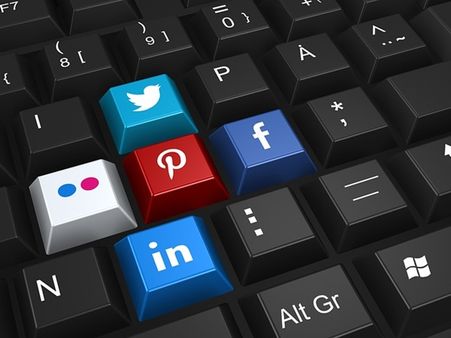 மென்பொருள் பொறியாளர் : 