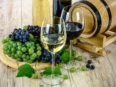 சொமேலியர் (மது நிபுணர்) : 