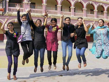 தேர்ச்சி விபரங்கள் :-