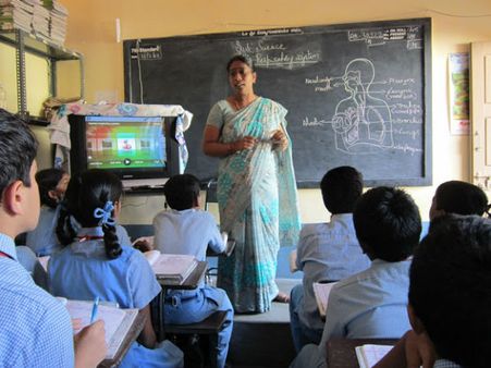 1500 ஆசிரியர்களுக்கு ஊதிய நிறுத்தம்