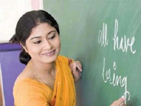 ஆசிரியர்களே முன்மாதிரி