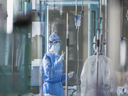 மருத்துவரை அணுக வேண்டும்