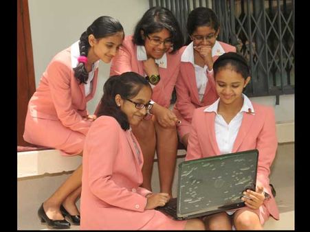 வாய்ப்பளிக்கும் டிப்ளமோ..