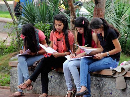 எத்தனை சதவிகிதம் மதிப்பெண்?